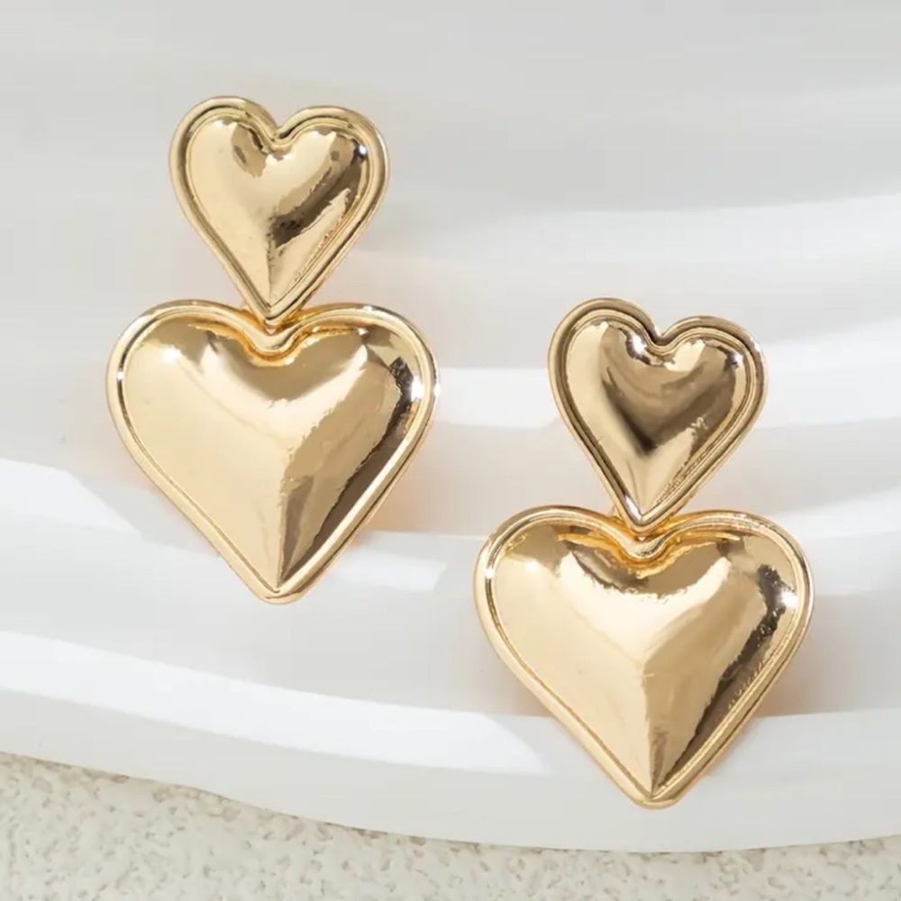 [One Left!] Gold Double Heart Earrings